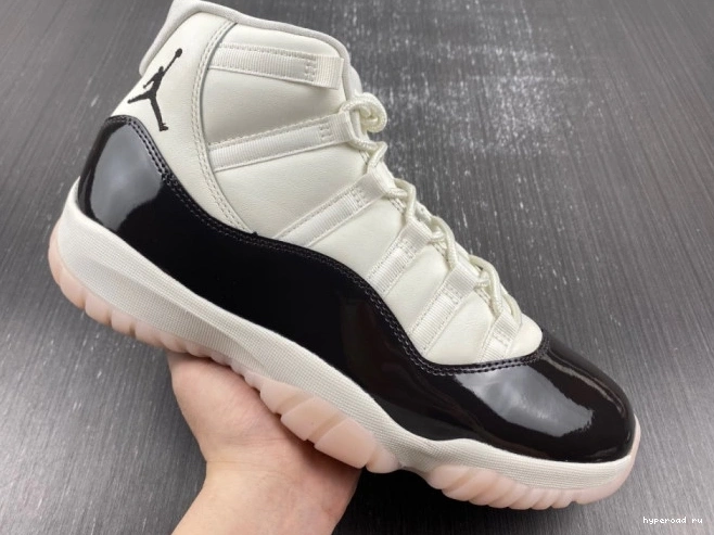 AR0715-101 Air 11 Jordan Neapolitan 1207